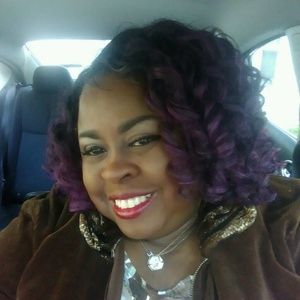 Meet your Posher, Shari